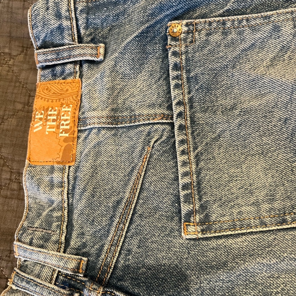We The Free Blue Relaxed Jeans with Vintage Look